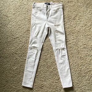 Woman’s skinny ripped jean